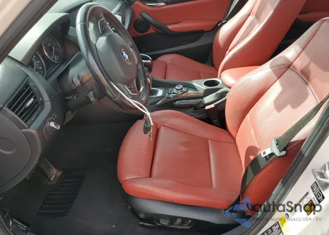 2014 BMW X1 xDrive28I z USA, uszkodzony, nr VIN WBAVL1C59EVY17582